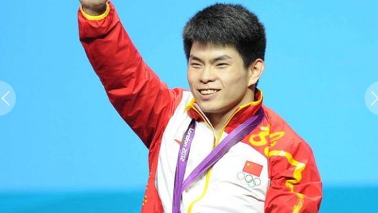 男举69公斤林清峰强势夺冠 摘中国男举首金