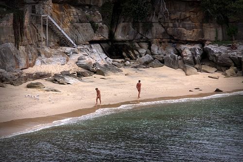 澳洲小姐湾海滩:最受欢迎的裸晒地_新浪安徽