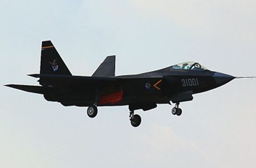 中国歼31战机试飞成功 拥有两种五代战机(图)