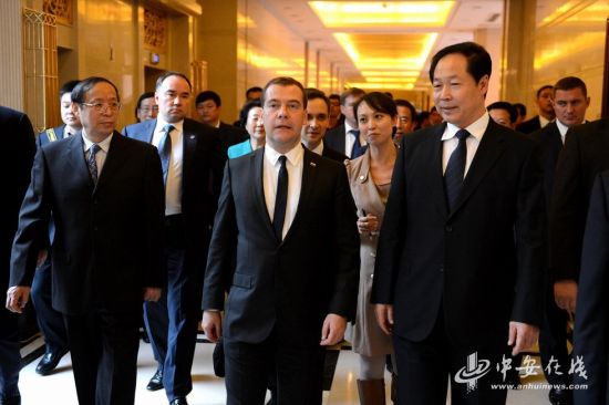 俄罗斯总理梅德韦杰夫访问安徽 中科大发表演
