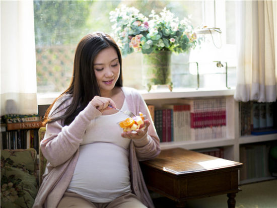 孕期嗜酸怎么办?3种酸性食物孕妇少吃