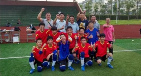 岳西县组队参加安庆市首届校园足球联赛取得骄